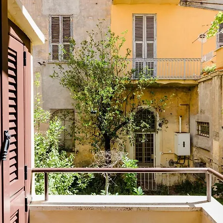 Cavour Luxury Apartamento *