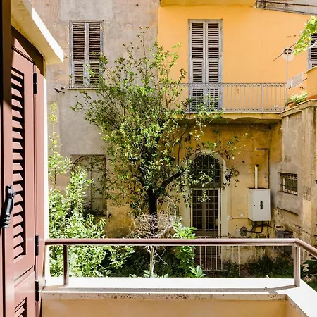 Cavour Luxury Apartment *